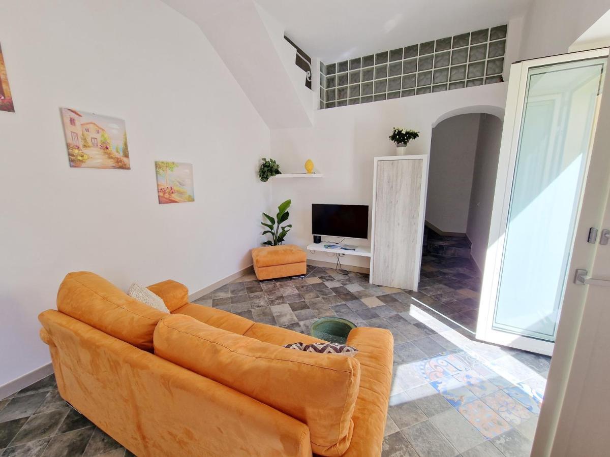 Casa Gelinda Tra Sorrento E Positano Ferienhaus